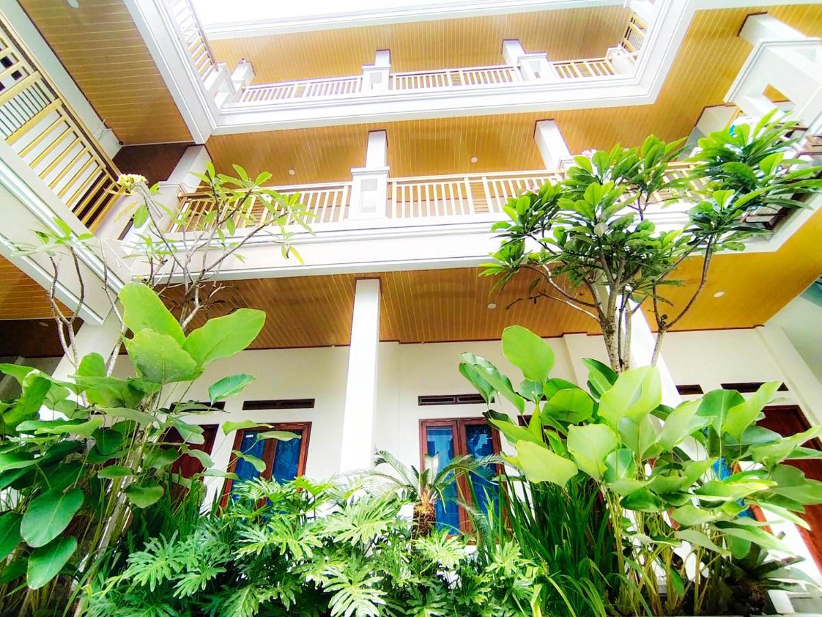 Hometown Residence Bandar Lampung Exterior photo