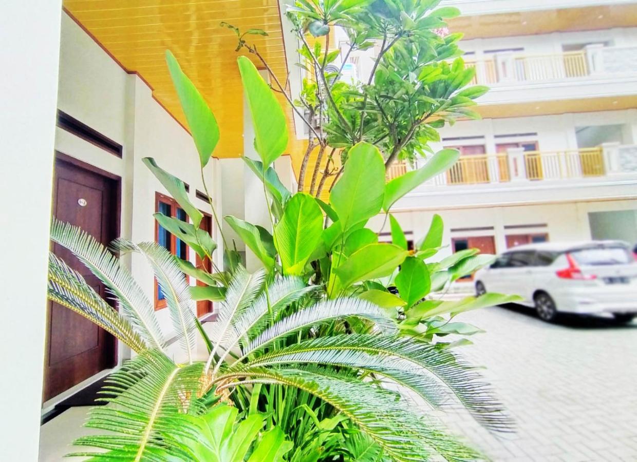 Hometown Residence Bandar Lampung Exterior photo